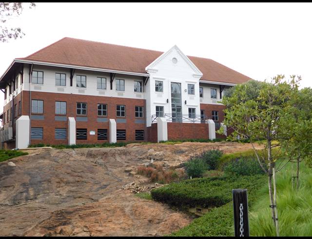 525M² OFFICE TO LET IN HYDE PARK